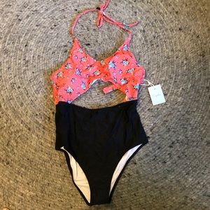 NWT Cupshe mono-kini cut out one piece floral color block